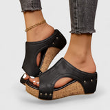 Marigo - Ορθοπεδικές πλατφόρμες σανδάλια με κομψό σχέδιο